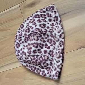 *3/$15* Cute! Girls Cheetah Print Lightweight Stocking Hat